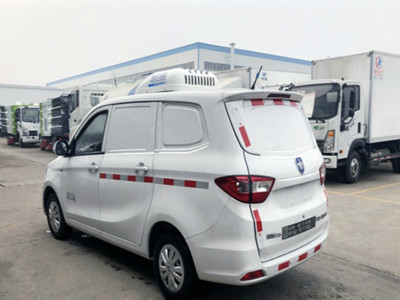 面包冷藏車與畜禽運輸車的優勢解析